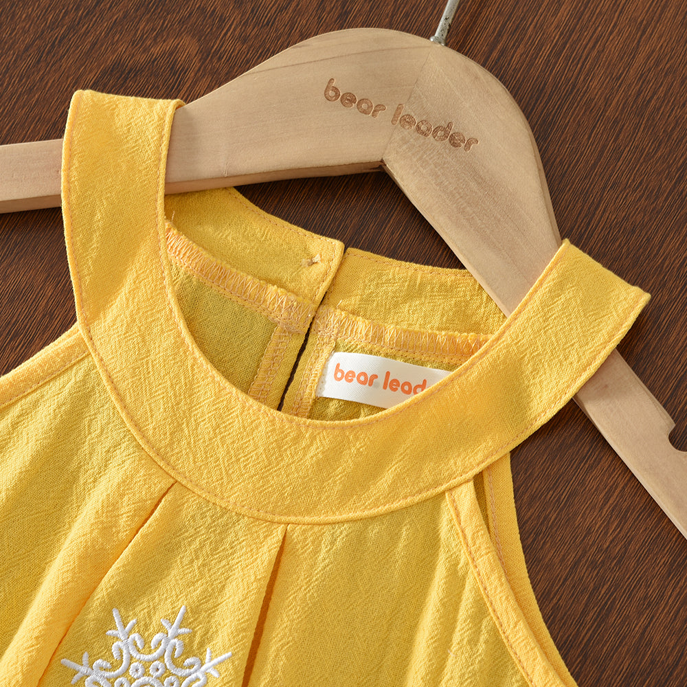 Sleeveless Embroidery Sun-top Hollow Pants Kid Girls' Summer Vacation Set